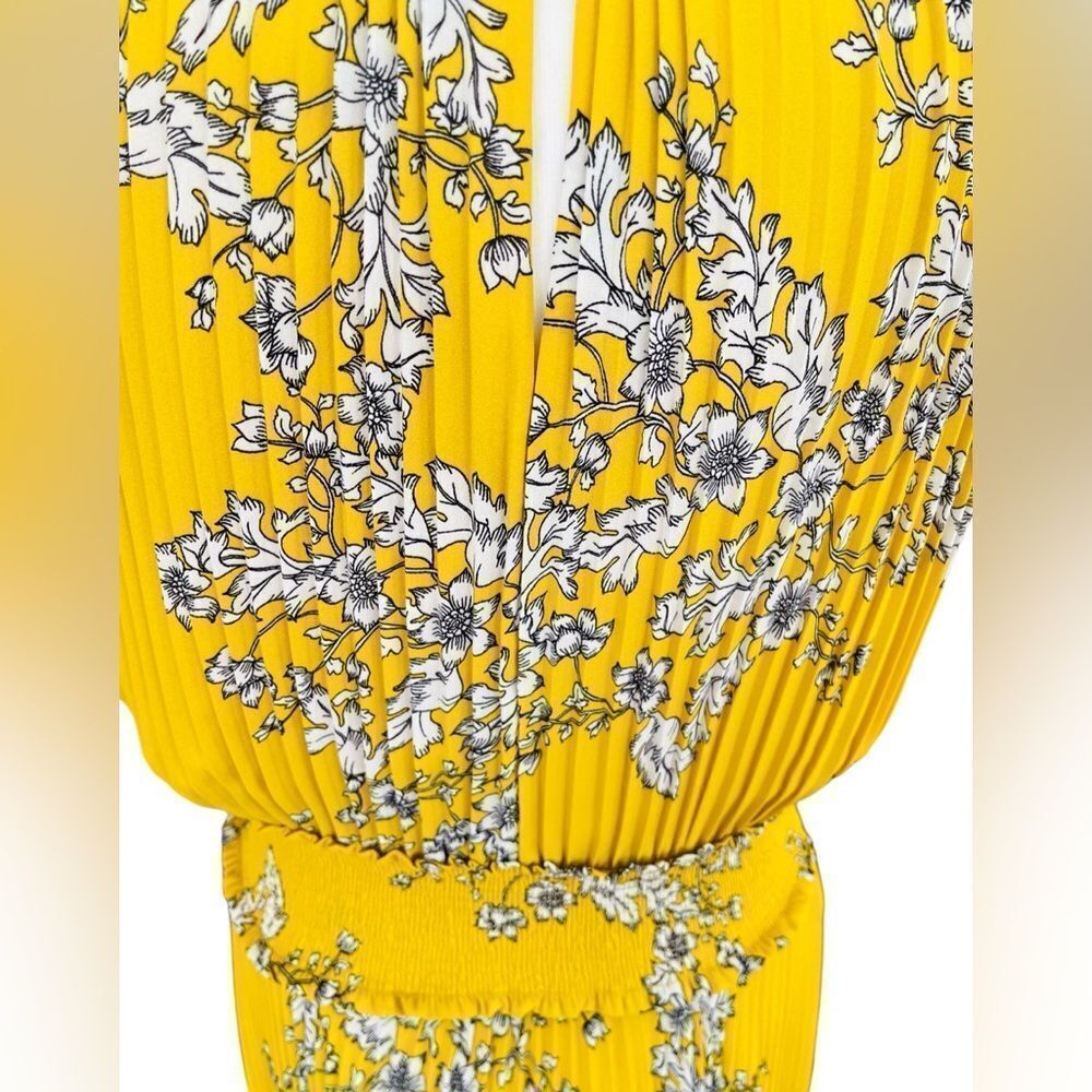 Nanette Nanette Lepore  Smocked High Neck Sleeveless Pleated Dress size 12. - Picture 7 of 11